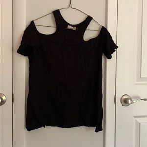 Altar’d State Black off the shoulder top